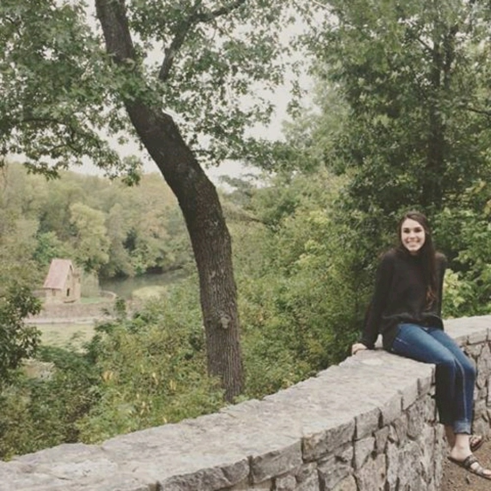 Meet your Posher, Carmen